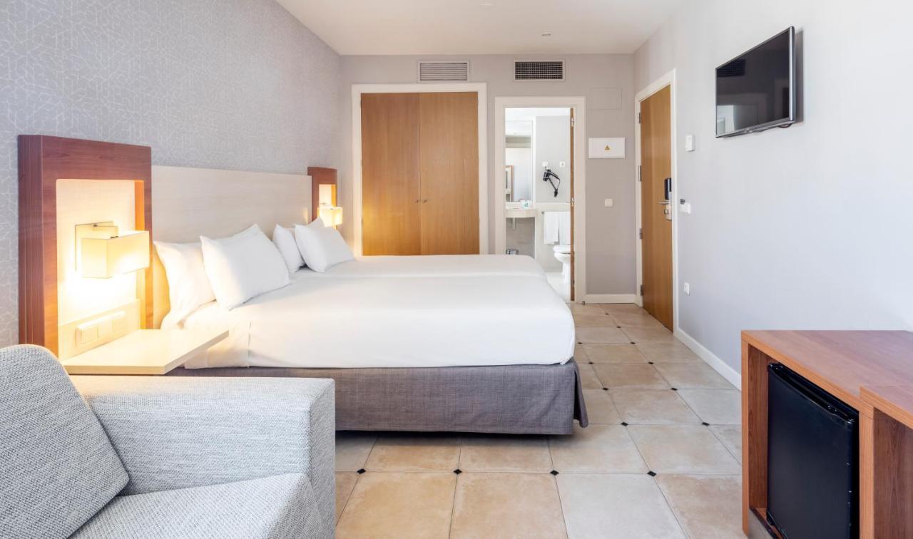 Ilunion Hotel 4*